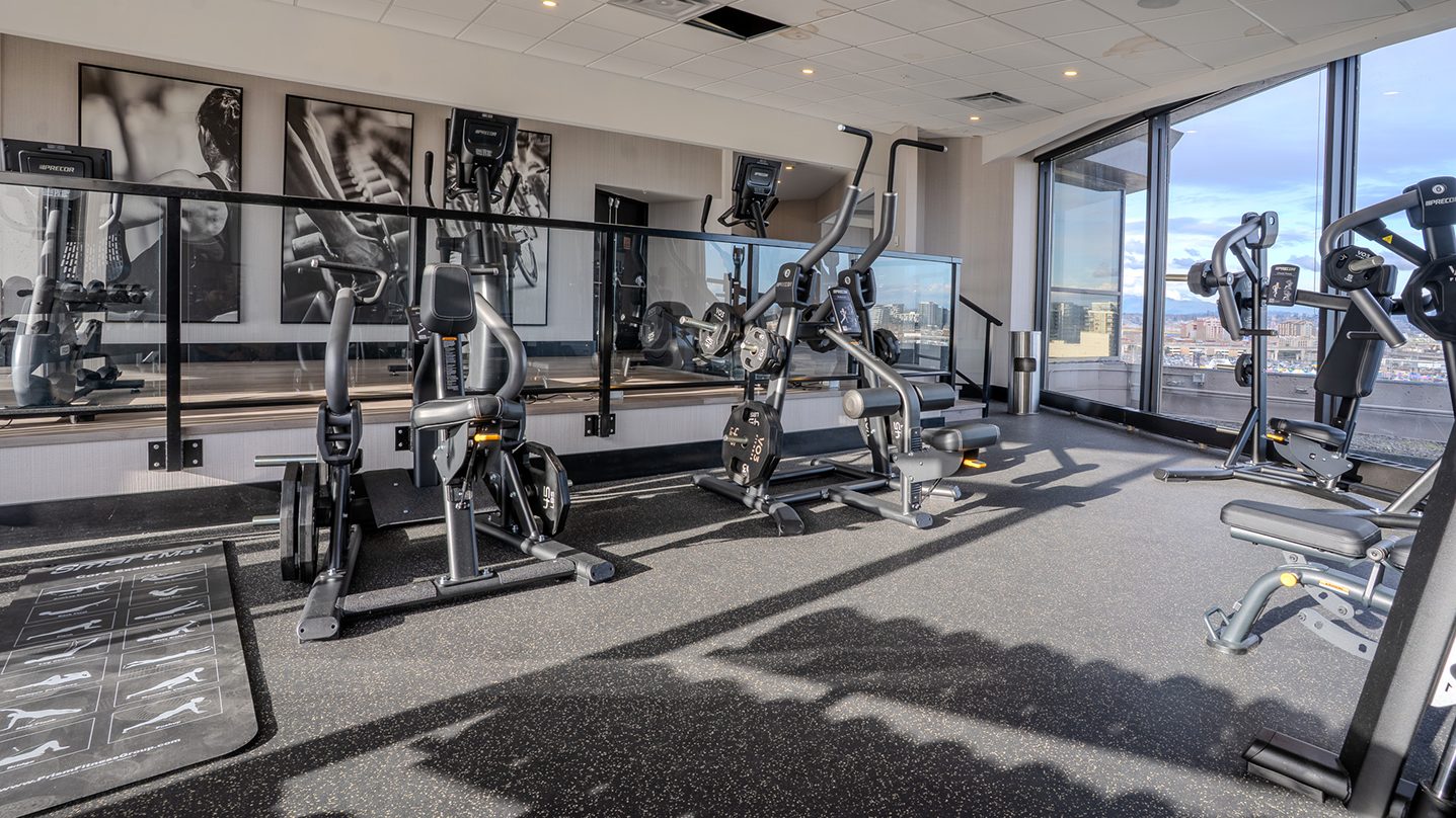 Radisson Blu Vancouver fitness room